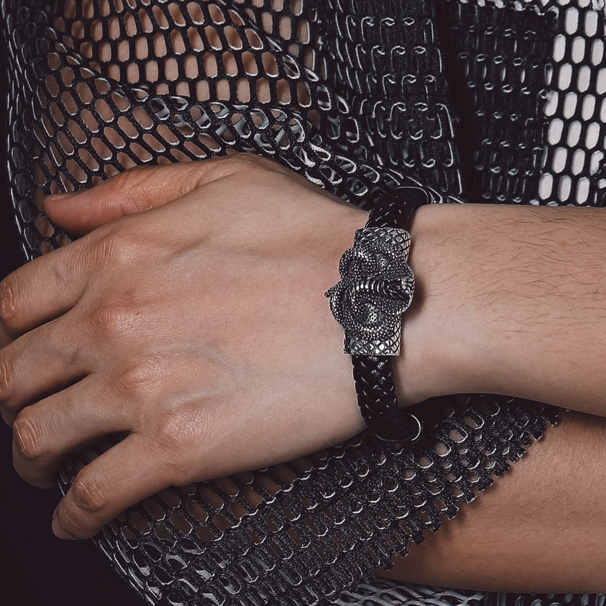 Gothic Black Cobra Snake Leather Bracelet Cuff Band for Men
